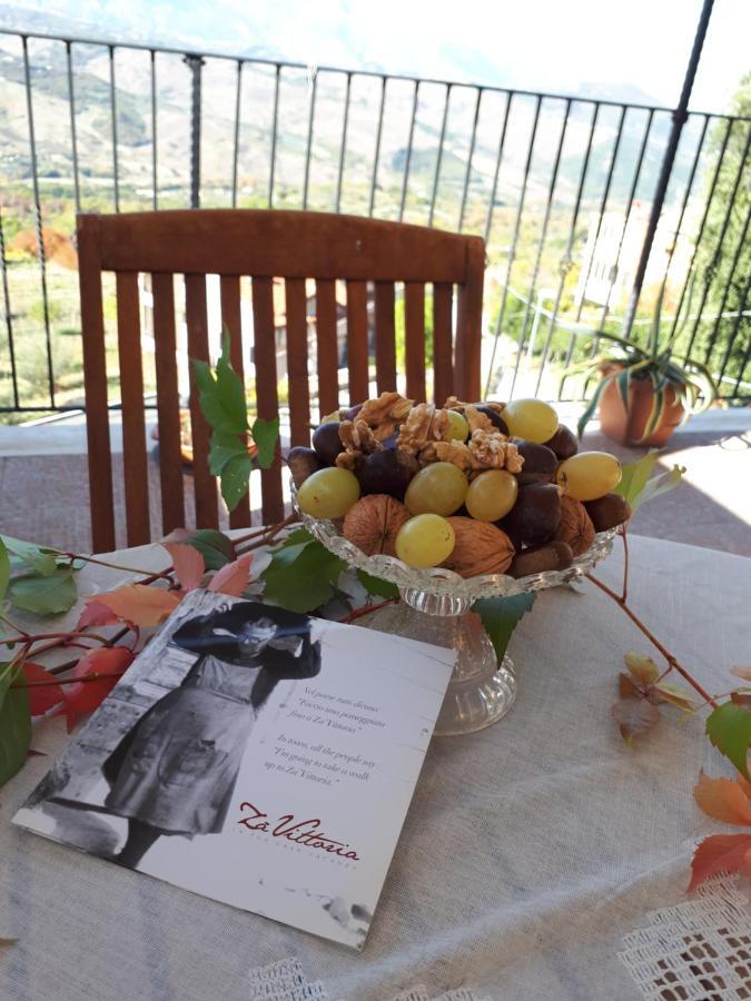 B&B "Za' Vittoria"#Lagodibomba מראה חיצוני תמונה