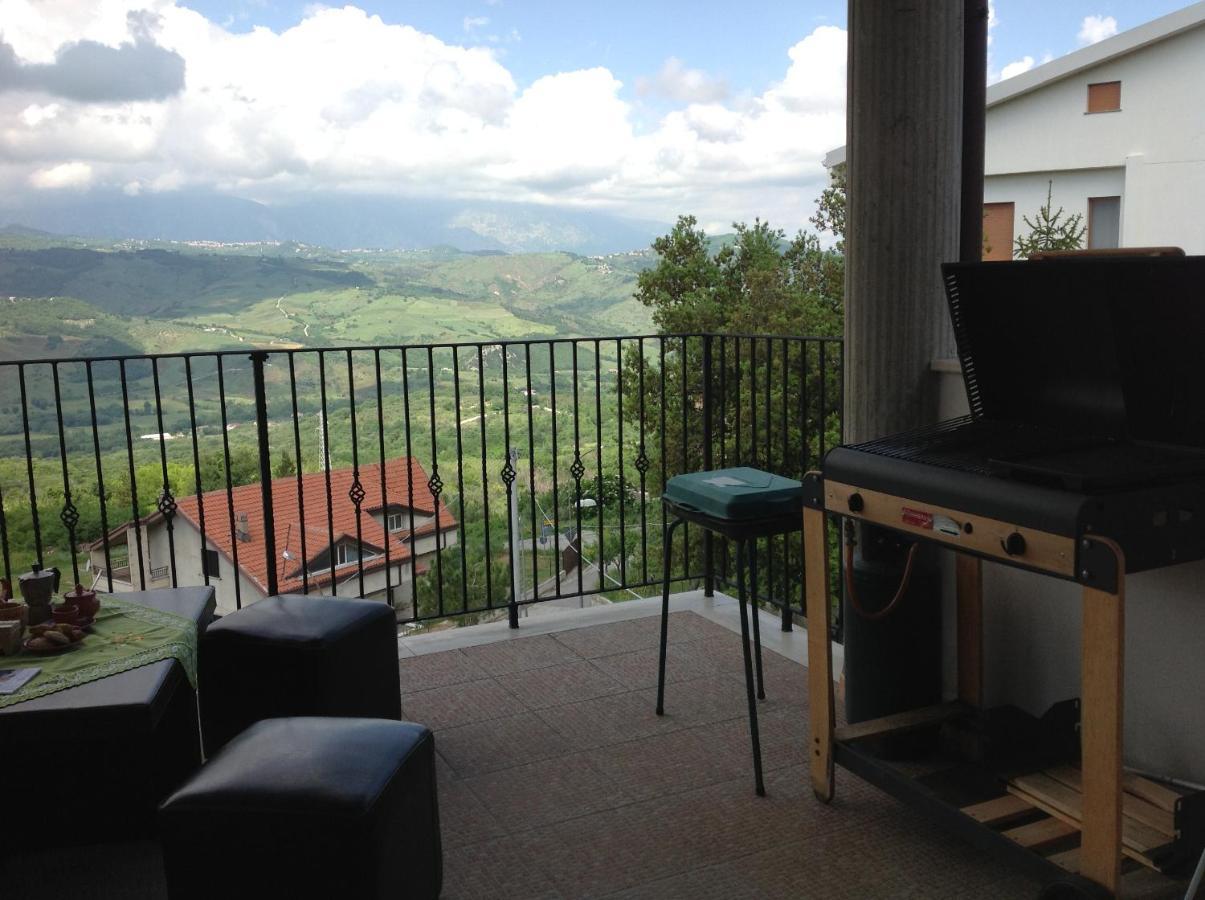 B&B "Za' Vittoria"#Lagodibomba מראה חיצוני תמונה