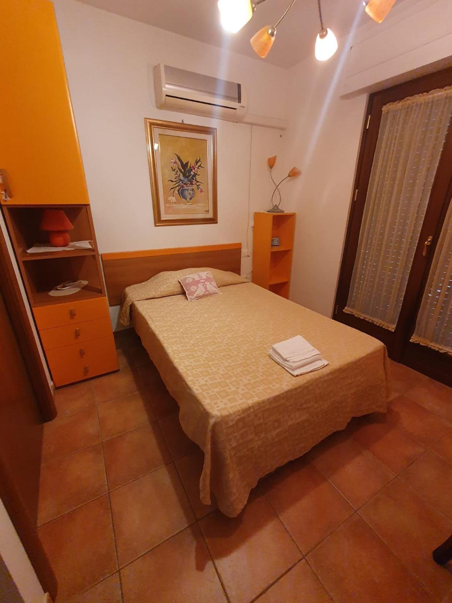 B&B "Za' Vittoria"#Lagodibomba מראה חיצוני תמונה